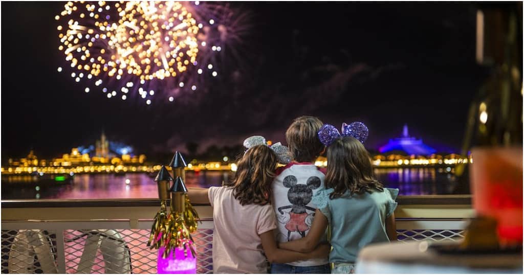 Specialty firework cruises are relaxing and fun for all.